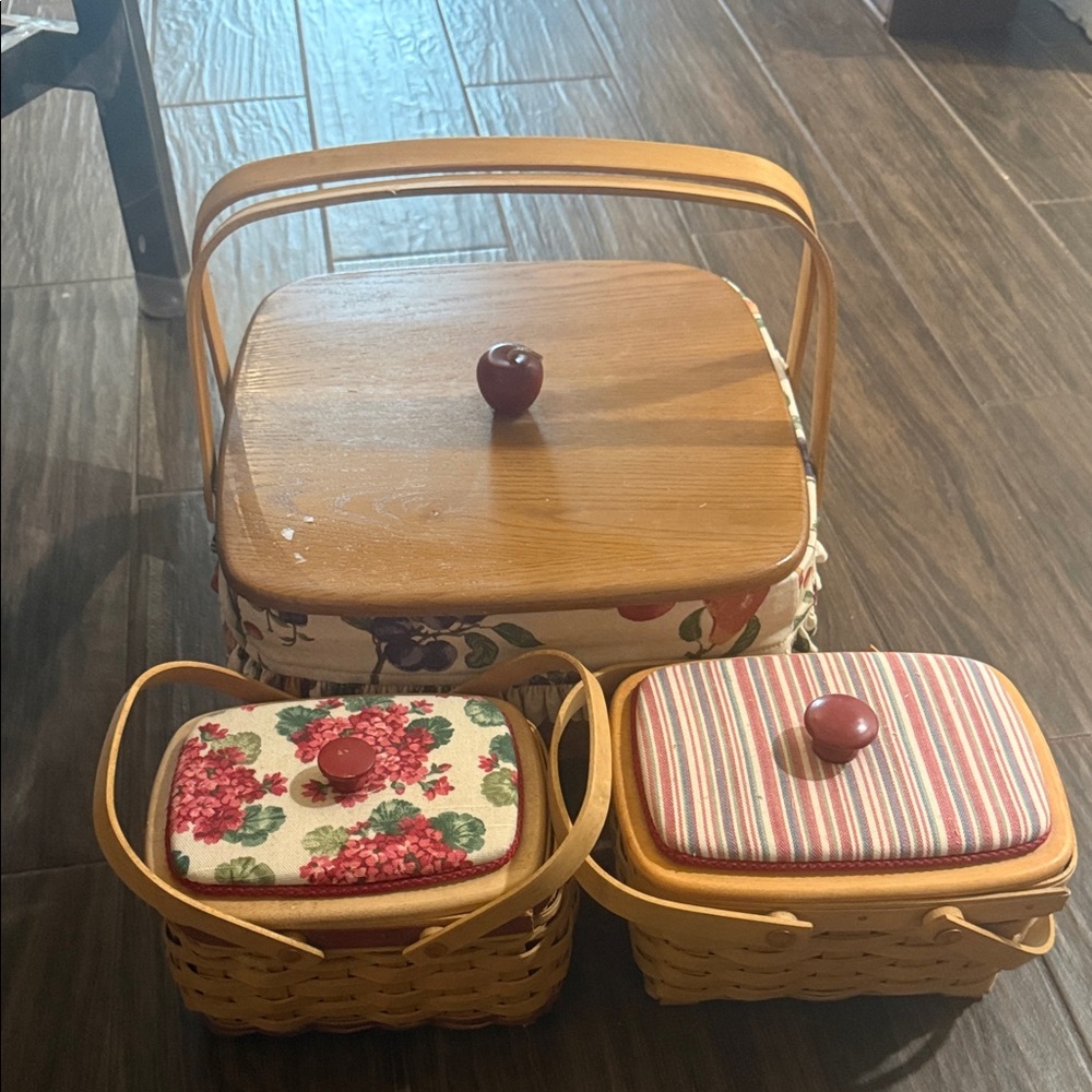 longaberger Vintage Wooden Basket Set of 3 mixed size